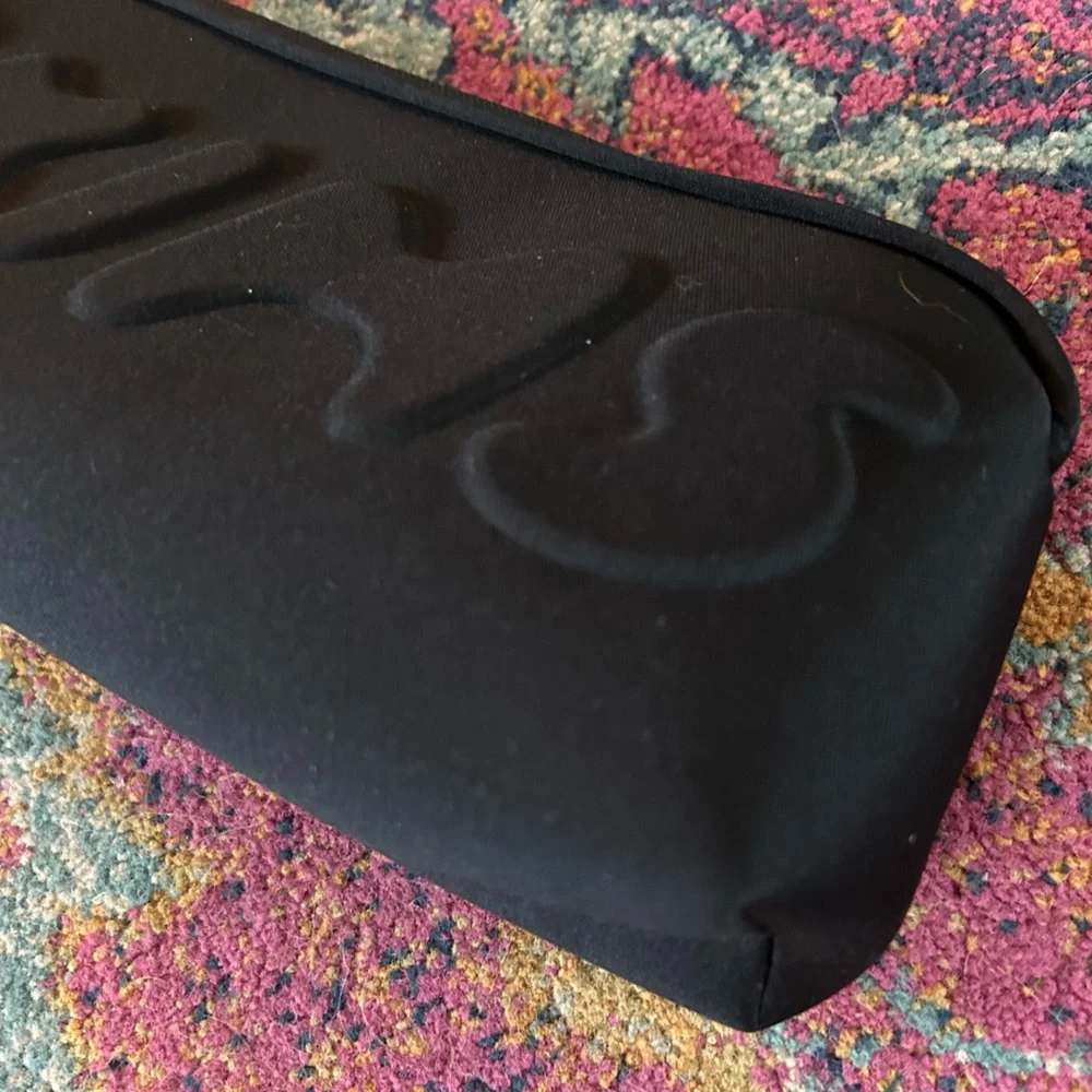 NWT SKIMS | Women’s Black Travel/Toiletry/Cosmetics Zip Top Embossed Logo Bag OS